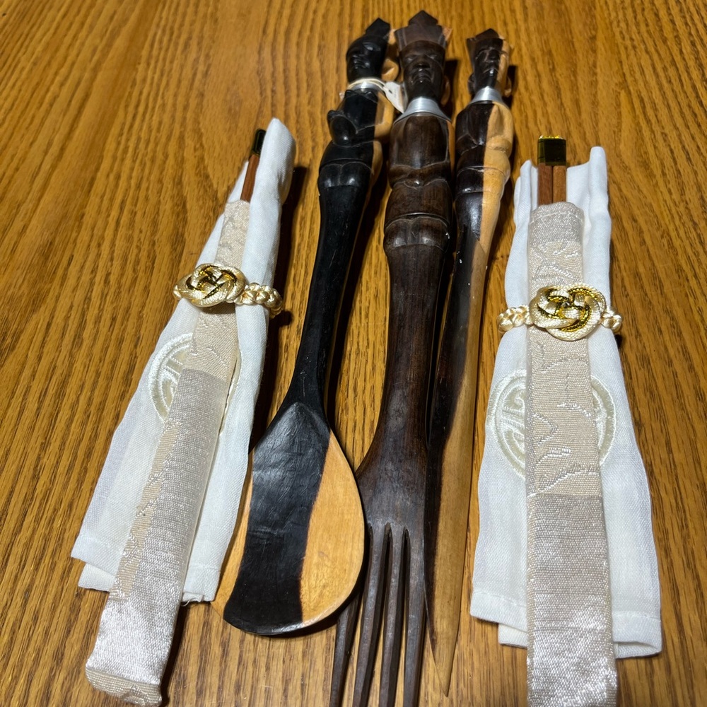 Carved Wooden Utensil Set with Chopsticks/Napkins